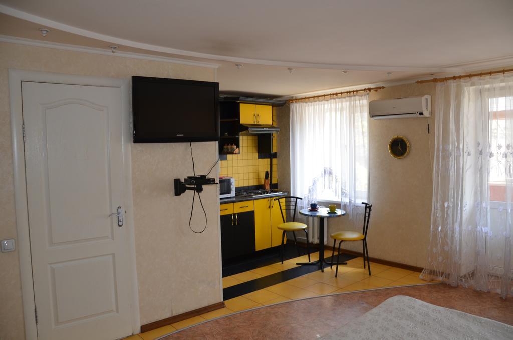 Apartments In The City Centre Of Nikolaev Николаев Экстерьер фото